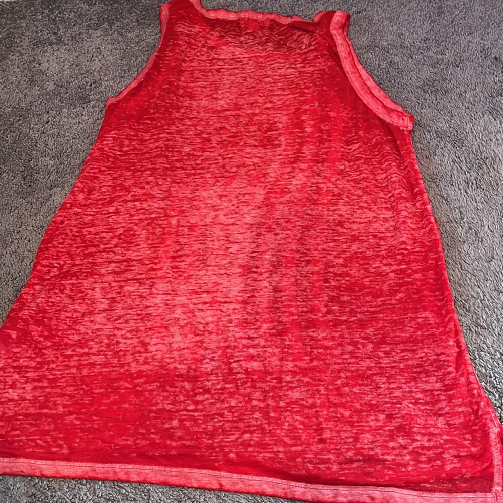 Red flag tank top - Picture 3 of 3